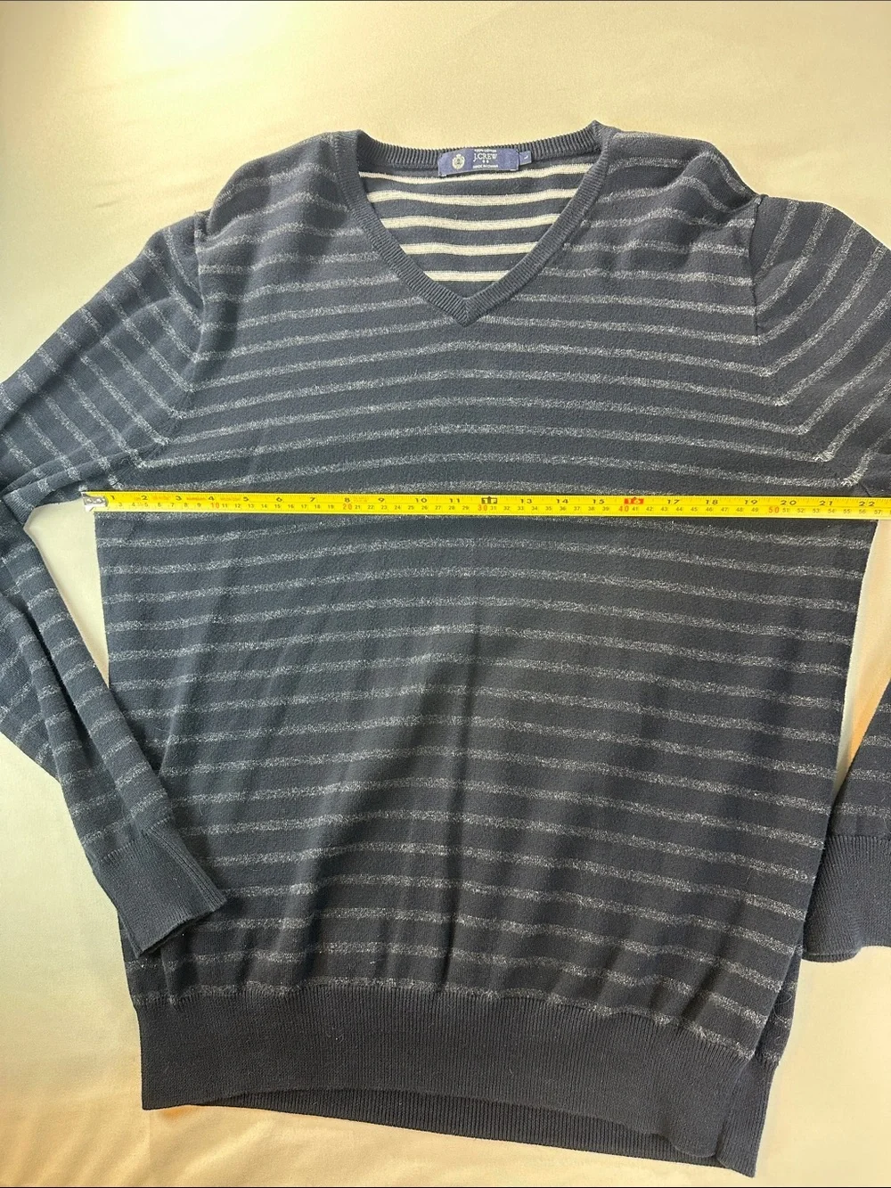 J. Crew Sweater Large Navy Light Blue Striped V-Neck